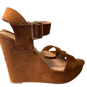 Mix No. 6 Jordie Wedge Heel
Size 9.5, Cognac/Bronze
